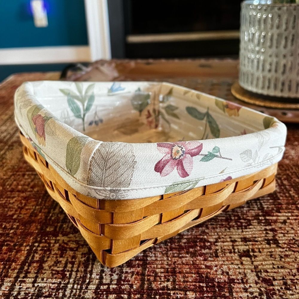 Longaberger 2000 Little Bin Basket - Picture 12 of 13